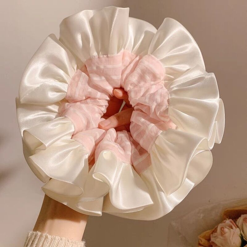Travel Accessories Bunnings - Franse zachtroze gestreepte satijnen scrunchie grote