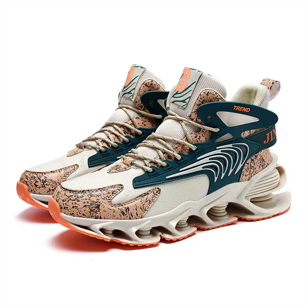 Antislip Mid Kind Running Snea - Travel Accessories For Train recensie en prijs