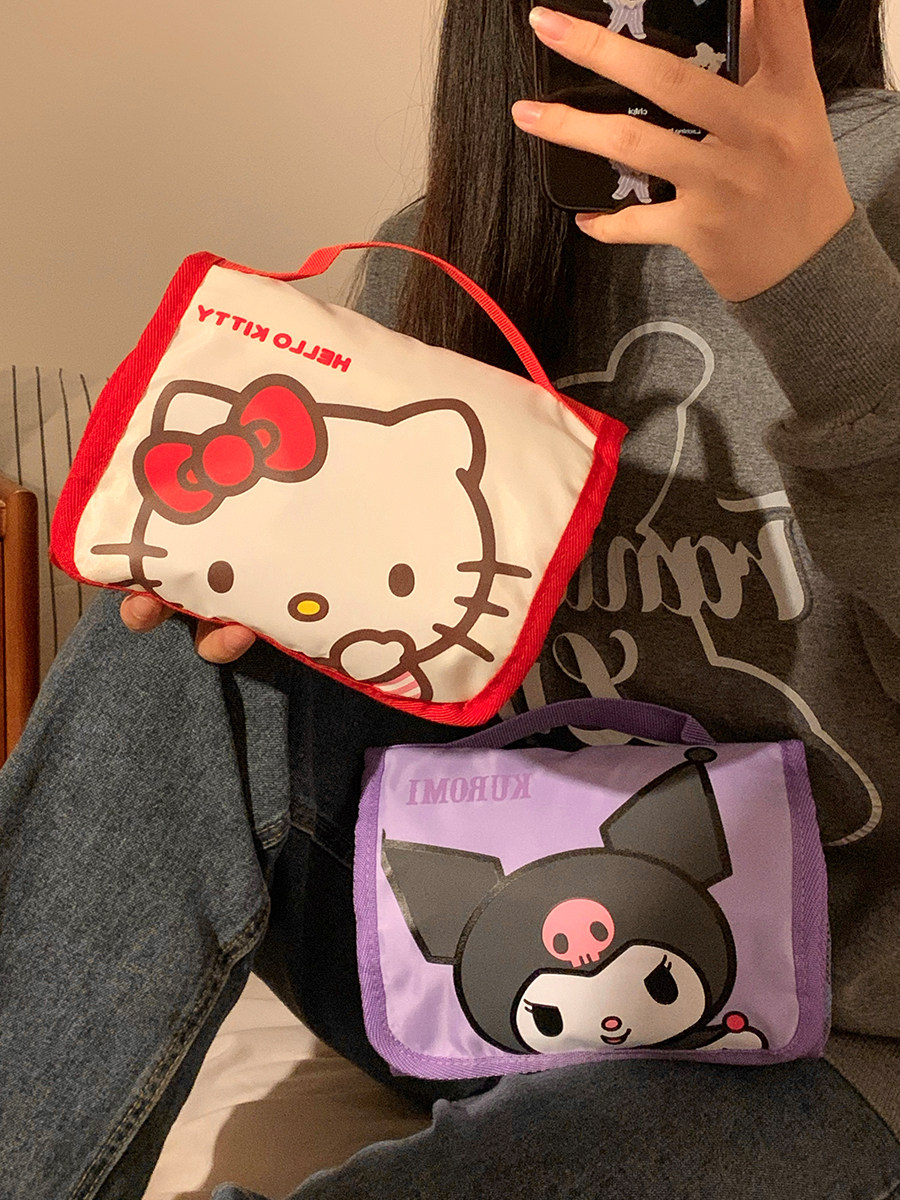 Hello Kitty draagbare reistas  - Travel Accessories Needed recensie en prijs